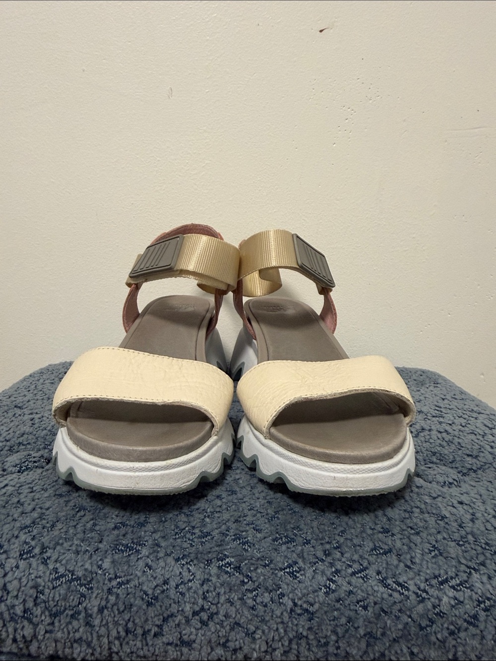 Sorel  Women's Kinetic Sandal Chalk Pink Rose - Picture 4 of 8